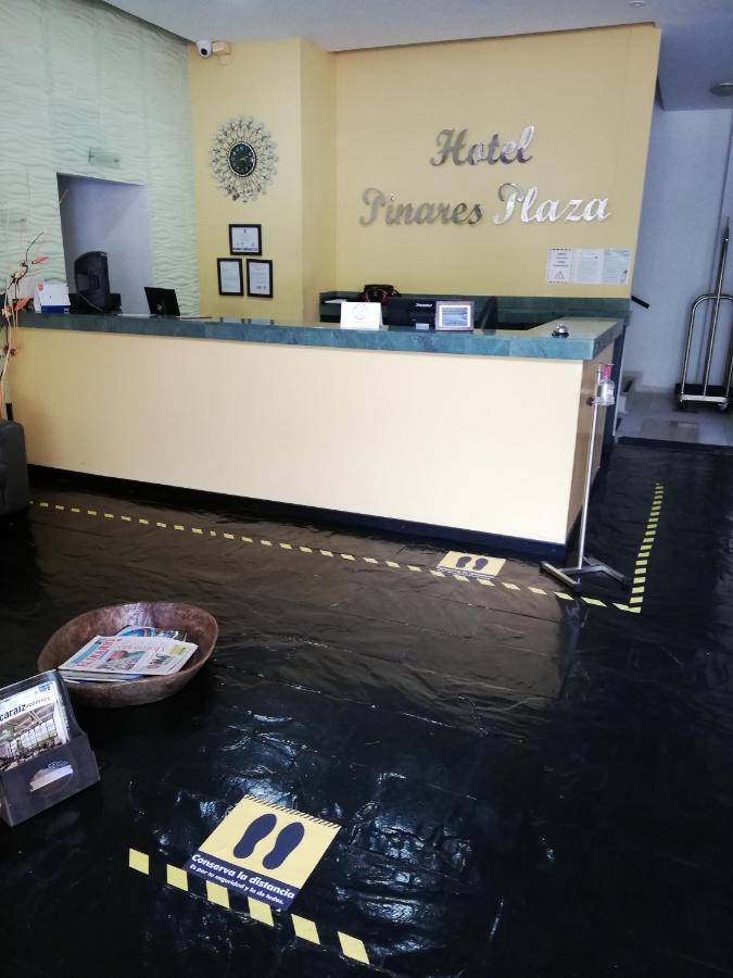 פריירה Hotel Pinares Plaza מראה חיצוני תמונה