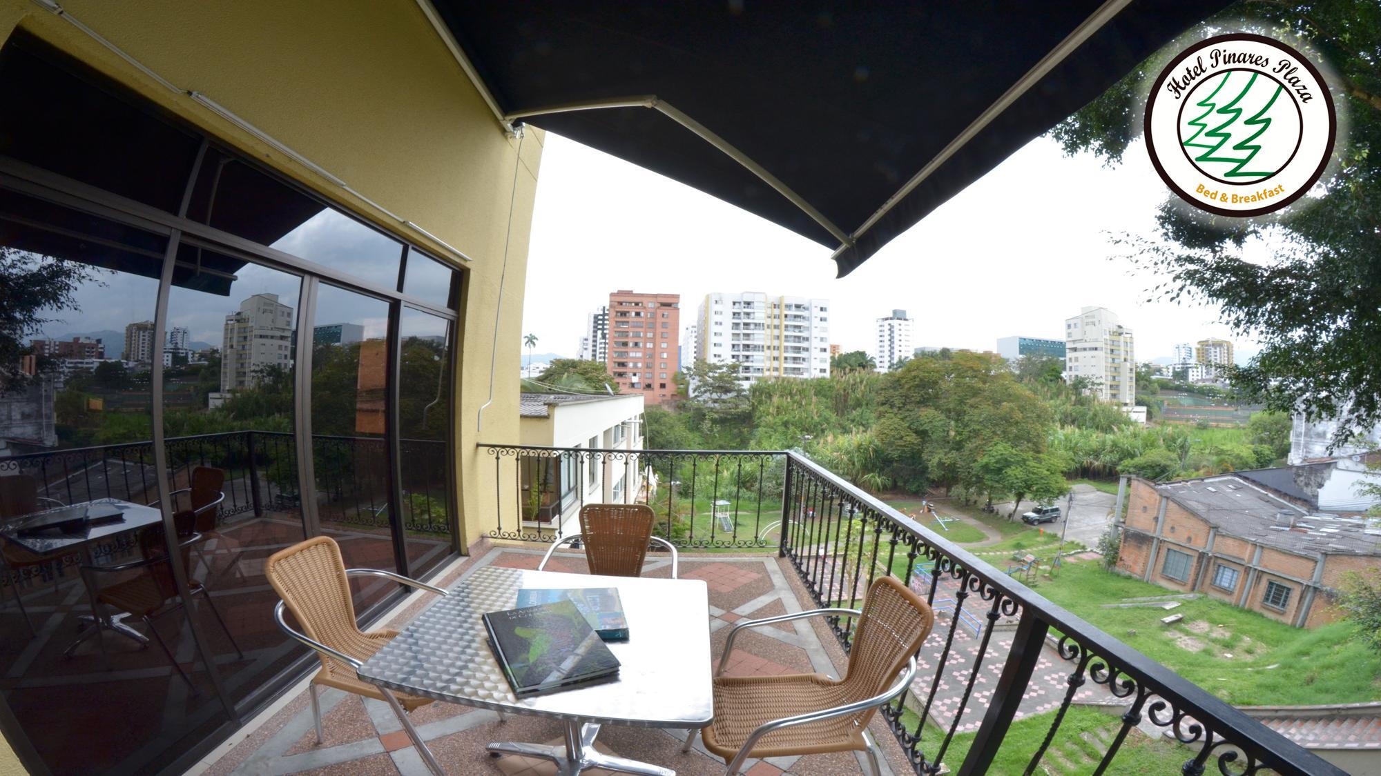 פריירה Hotel Pinares Plaza מראה חיצוני תמונה