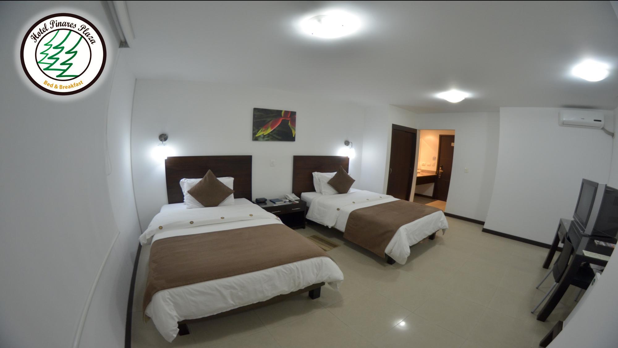פריירה Hotel Pinares Plaza מראה חיצוני תמונה