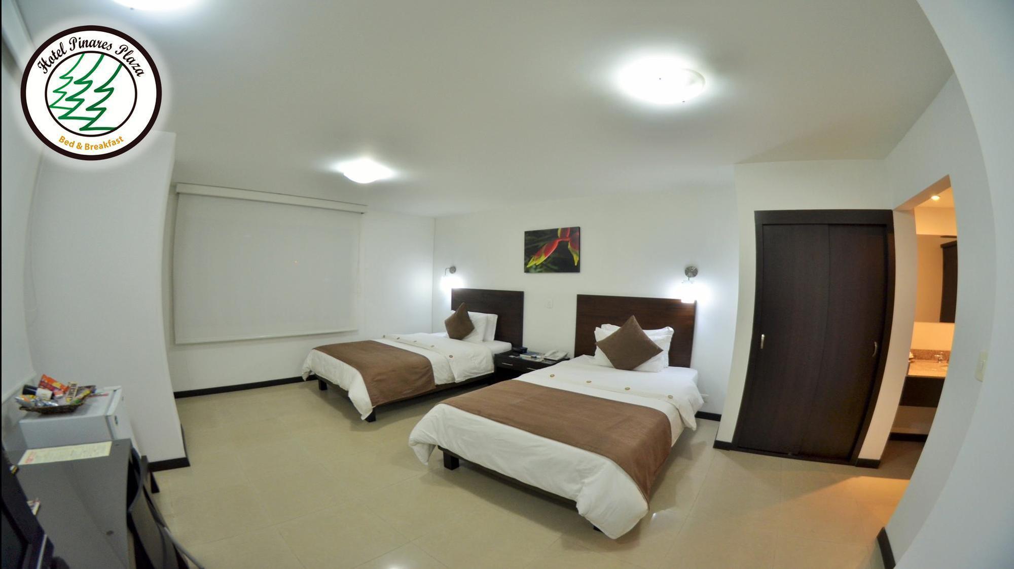 פריירה Hotel Pinares Plaza מראה חיצוני תמונה