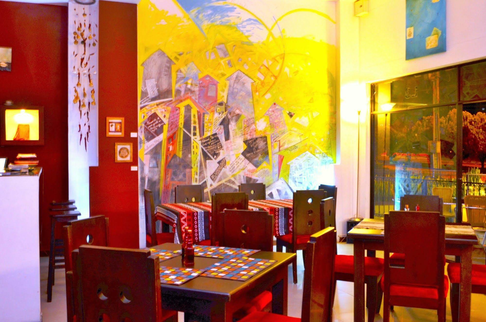 פריירה Hotel Pinares Plaza מראה חיצוני תמונה