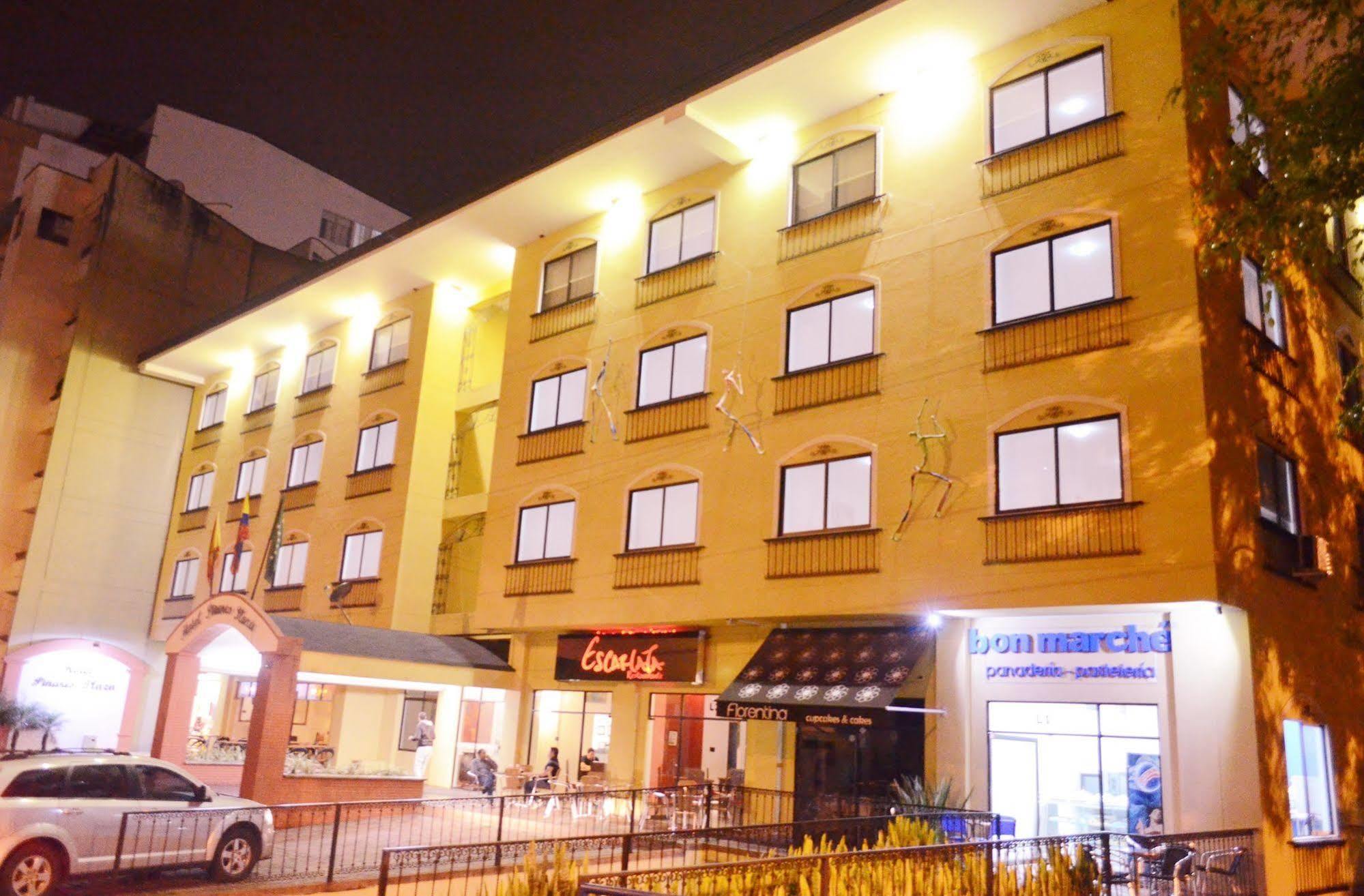 פריירה Hotel Pinares Plaza מראה חיצוני תמונה